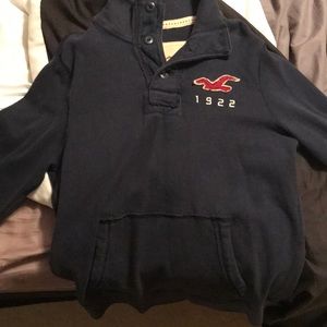 Navy Hollister Pull Over Sweater